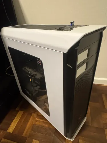 PC Gamer Ryzen 5 5600X + RTX 2060 + 16GB RAM  