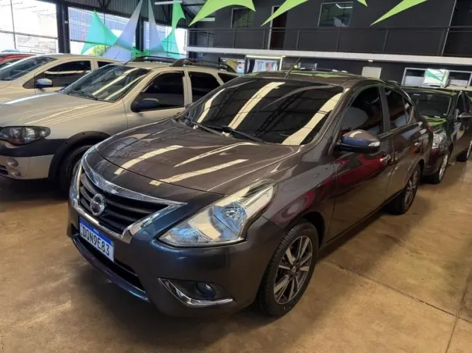 Nissan Versa SL 1.6 16V Flexstart 4P Aut. 2020