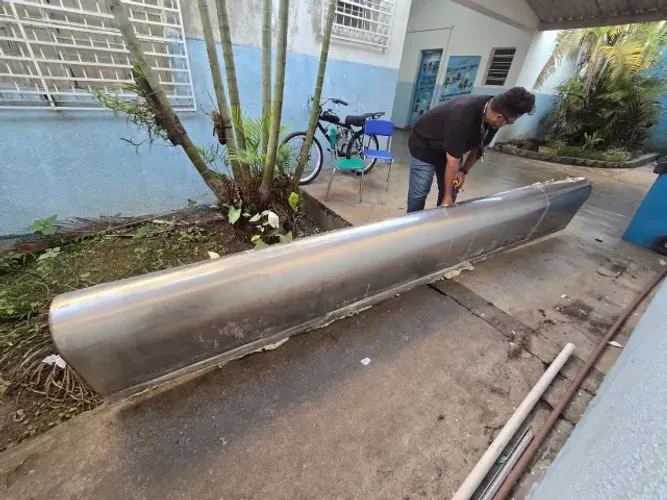 Mictório masculino de 4 metros