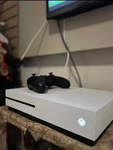 Xbox one S em perfeito estado
