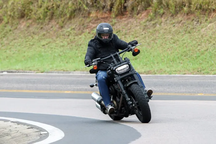 Guidão Original Harley Davidson FatBob + Riser