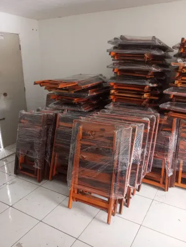 Conjunto de mesa e cadeiras dobráveis para Bar e restaurante