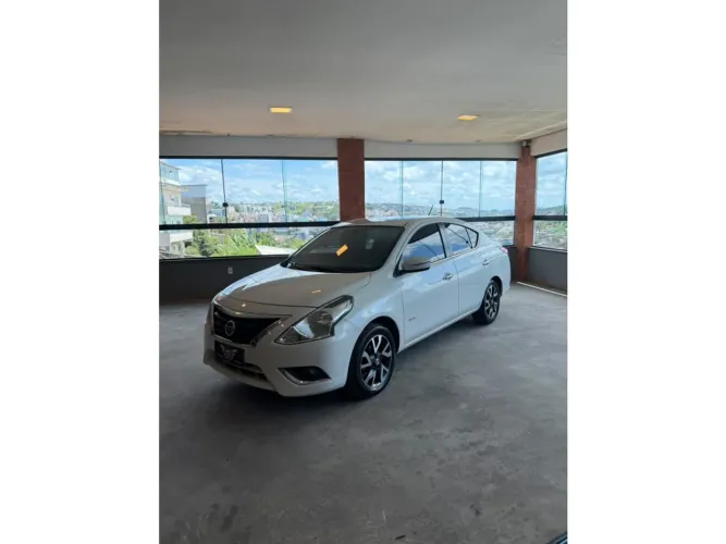 Nissan Versa Unique 1.6 16V Flex 4P Mec. 2016