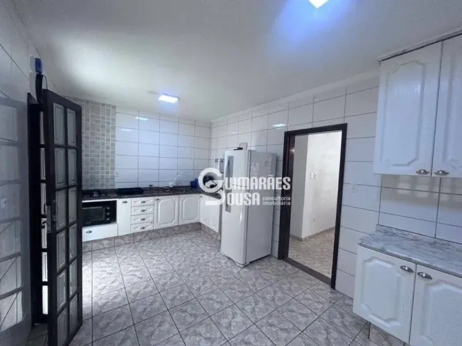 Casa com 4 dormitórios à venda, 280 m² por R$ 960.000 - Poste - Jundiaí/SP