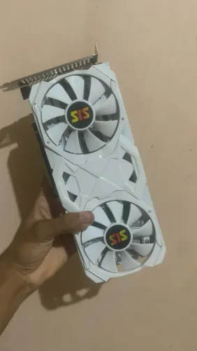 Rx 580 com artefatos!