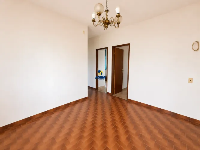 CASA COM 3 QUARTOS NO BAIRRO PEDRA AZUL CONTAGEM/MG