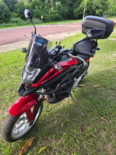 Nc 750x Raridade 18.000km Rodados