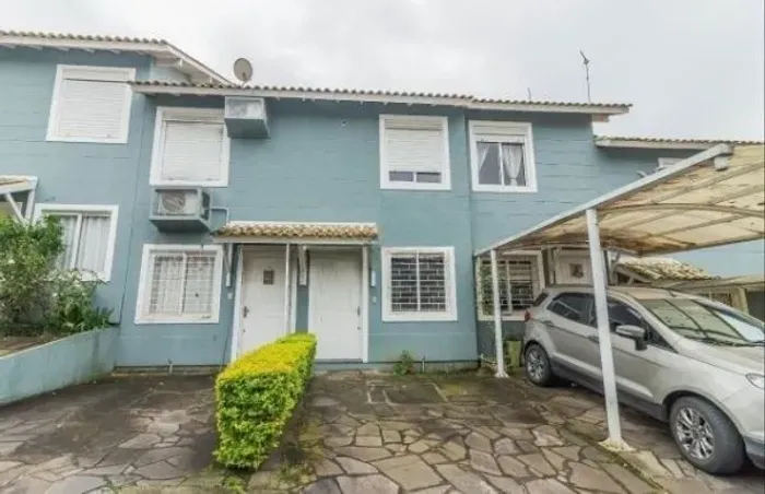 Casa sobrado em condominio fechado de 2 dormitórios e vaga