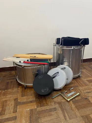 Instrumentos de samba 