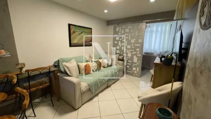 Kitnet/Conjugado : / Residencial / Copacabana