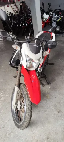 BROS 160 VERMELHA 2019 Shalon veículos Cariacica
