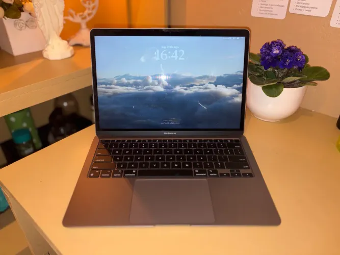 MacBook Air M1 Apple