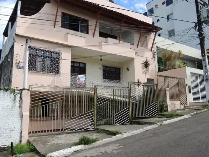 Alugo espaço de 200,00m², excelente para clínica ou escritório.