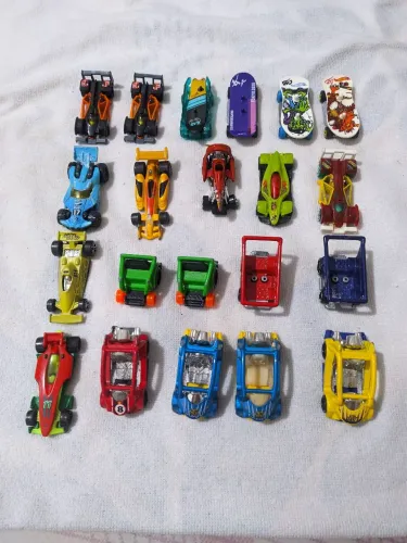 Lote 10,, Hotwheels loose usadas.