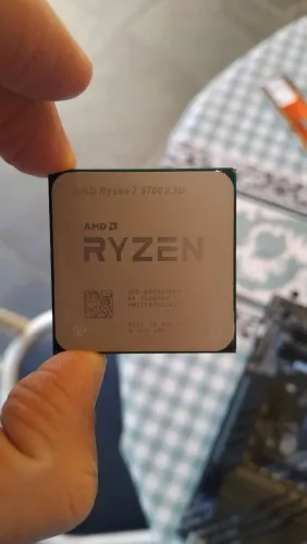 Ryzen 7 5700x3d am4