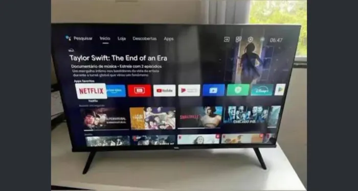 TV SMART 32 POLEGADAS COM FOMANDO DE VOZ 