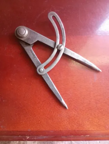 Compasso de Ferro - (Fabricação Alemã)