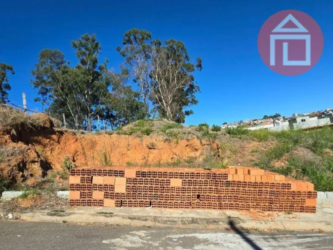 Terreno à venda, 191 m² por R$ 148.500,00 - Uberaba - Bragança Paulista/SP