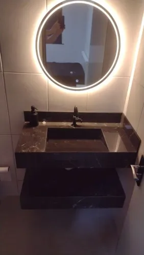 Pia com Prateleira em Porcelanato para Banheiro em Guaratuba 