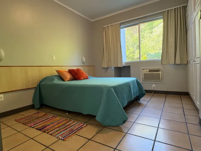 Alugo anual apto 1 quarto 