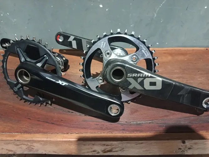 Vendo pé de vela XT O Sram