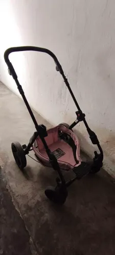 Carrinho de bebê + moises