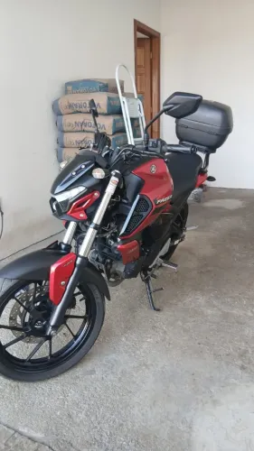 MOTO YAMAHA - FZ15 150 CC
