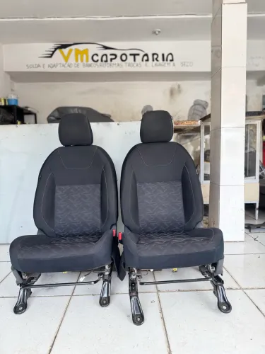 Bancos do Nissan Kicks