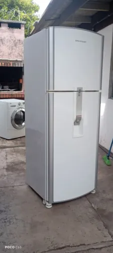 Geladeira com defeito
