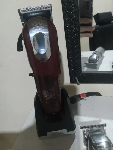 Maquina wahl mágic clip toda em ordem