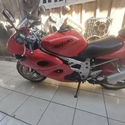 SUZUKI TL 1000 S ANO 99,VENDO OU TROCO,TUDO OK!