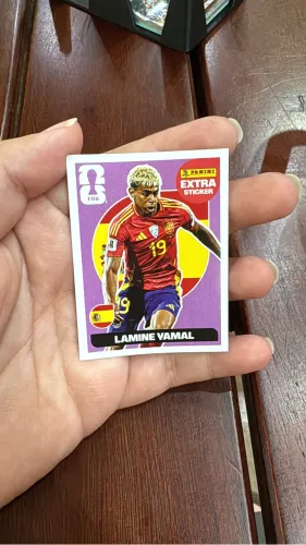 FIGURINHA LEGEND YAMAL regular