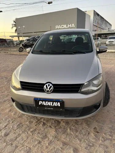 Volkswagen Fox 1.0 MI Total Flex 8V 5P 2011