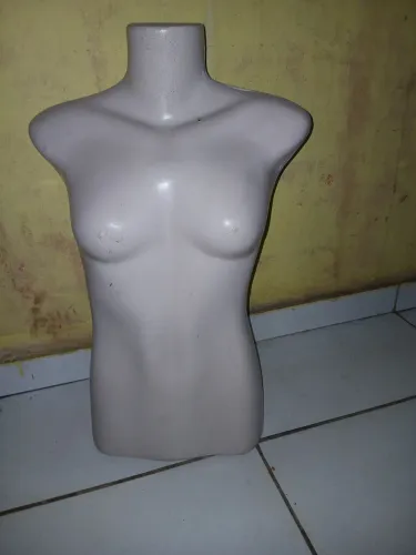 Manequim feminino M