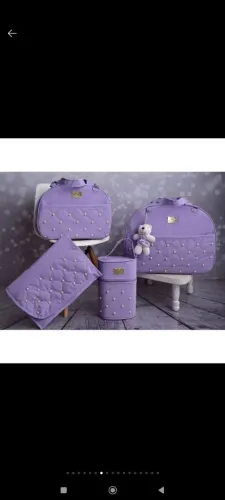 Kit 2 bolsa de maternidade, e 2 sapatinhos de bebe menina
