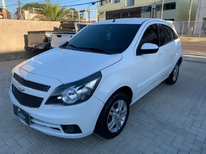 Chevrolet Agile LTZ 1.4 MPFI 8V Flexpower 5P 2013
