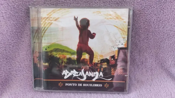 2Cd s originaisusado em bom estado, ponto de equilíbrio e Legião Urbana
