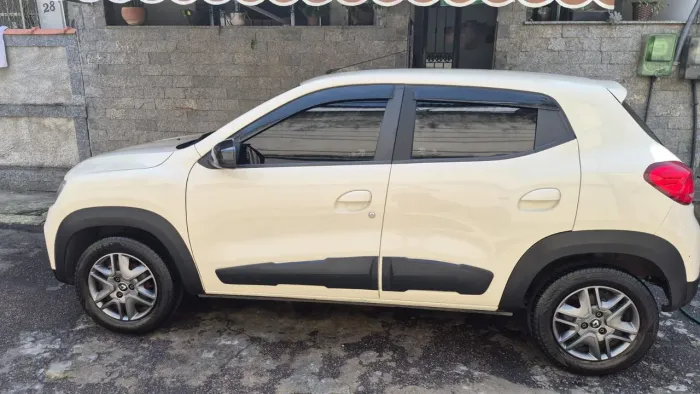 Renault Kwid Intense 1.0 Flex 12V 5P Mec. 2022