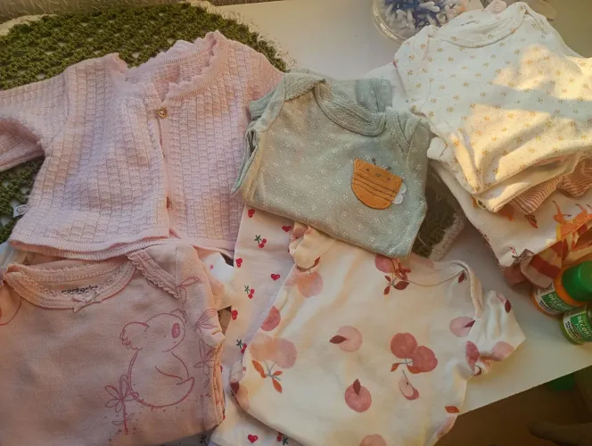 Roupas semi novas, Carter's RN e outros tamanhos