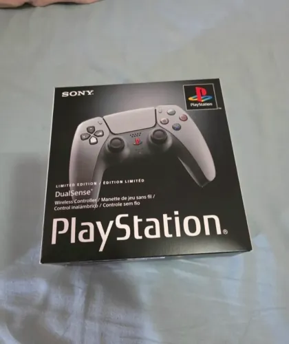 Controle PS5 30 anos (LACRADO)