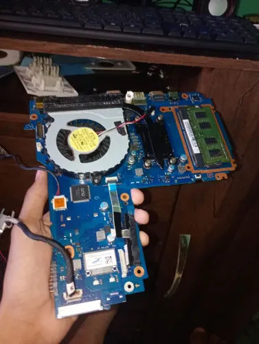 Placa mãe de notebook Samsung NP370E4K