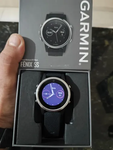 Garmin Fênix 5s muito conservado sem detalhes 