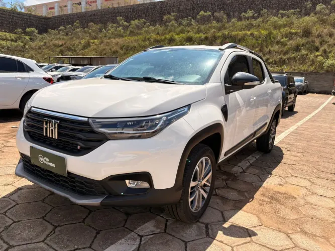 Fiat Strada Volcano 1.3 Flex 8V CD 2025
