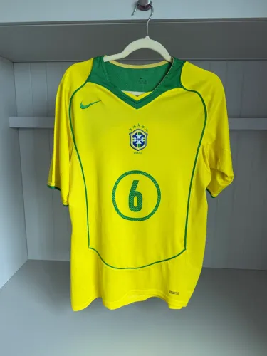 NOVA-Camisa seleção brasileira-campeã copa América 2004 (parcelamento e garantia OLX)