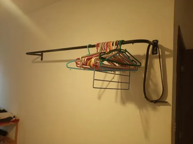 cabideiro suspenso para 80 cabides