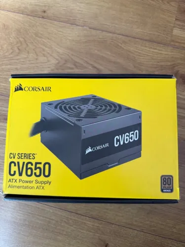 Fonte Corsair CV650 650W 80 Plus Bronze Bivolt com Caixa