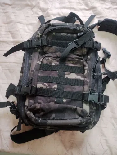 MOCHILA TÁTICA INVICTUS 