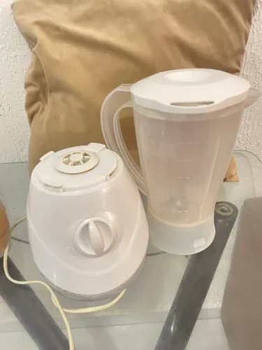 Liquidificador usado mondial