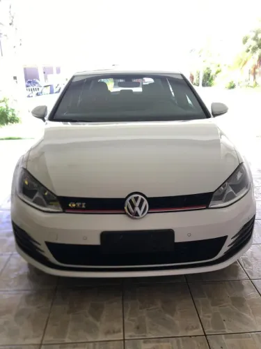 Volkswagen Golf GTI 2.0 TSI 220cv Aut. 2017