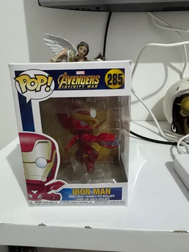 Boneco de vinil Funko POP Marvel Avengers Infinity War Iron Man
